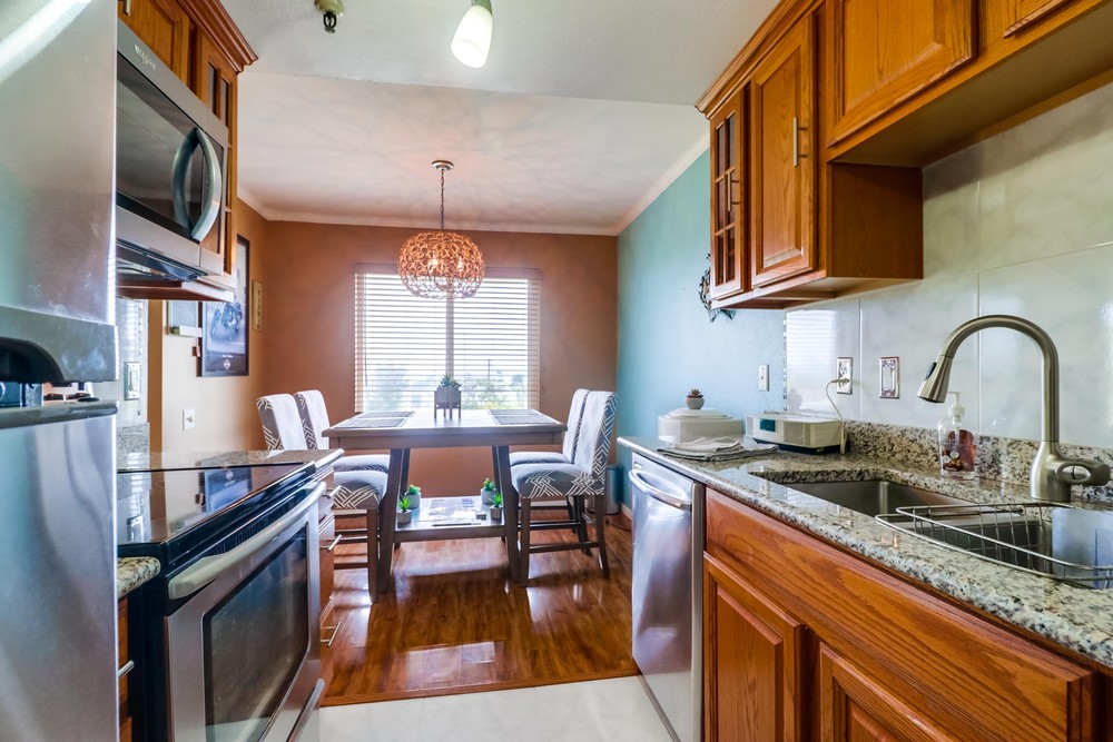 Virtual tour photo 21 of 31 for 4205 Lamont St