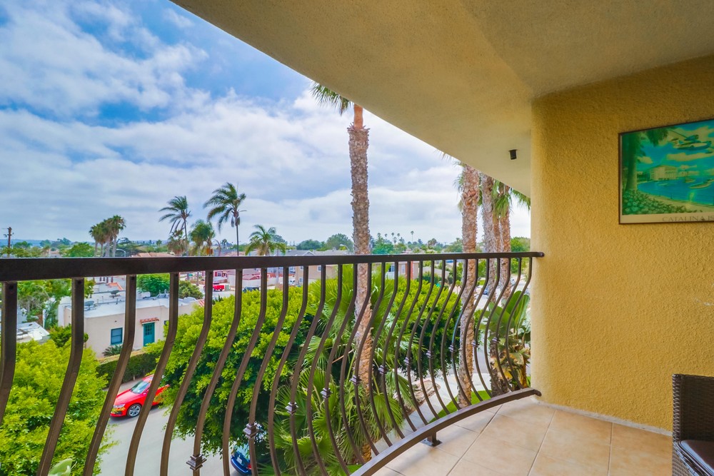Virtual tour photo 30 of 31 for 4205 Lamont St