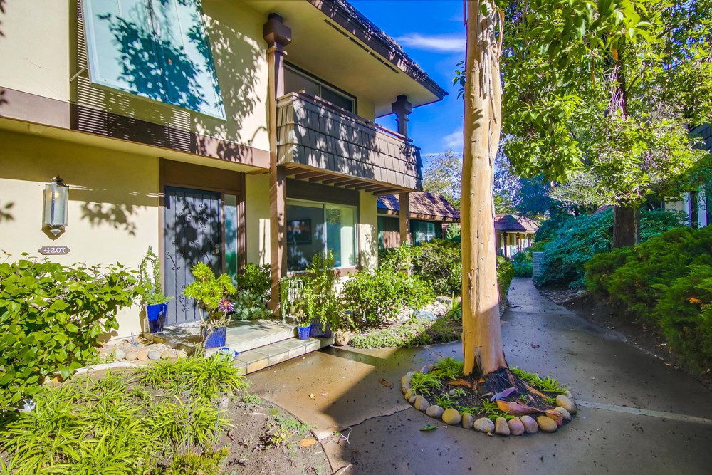 Virtual tour photo 6 of 64 for 4207 Collwood Ln