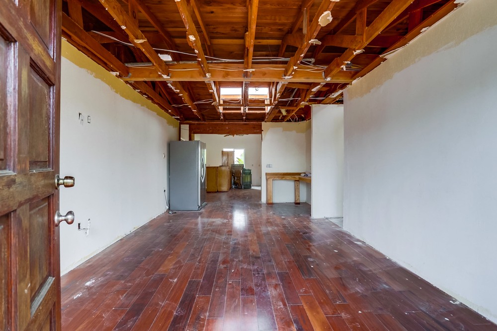 Virtual tour photo 5 of 40 for 4207 Feather Ave