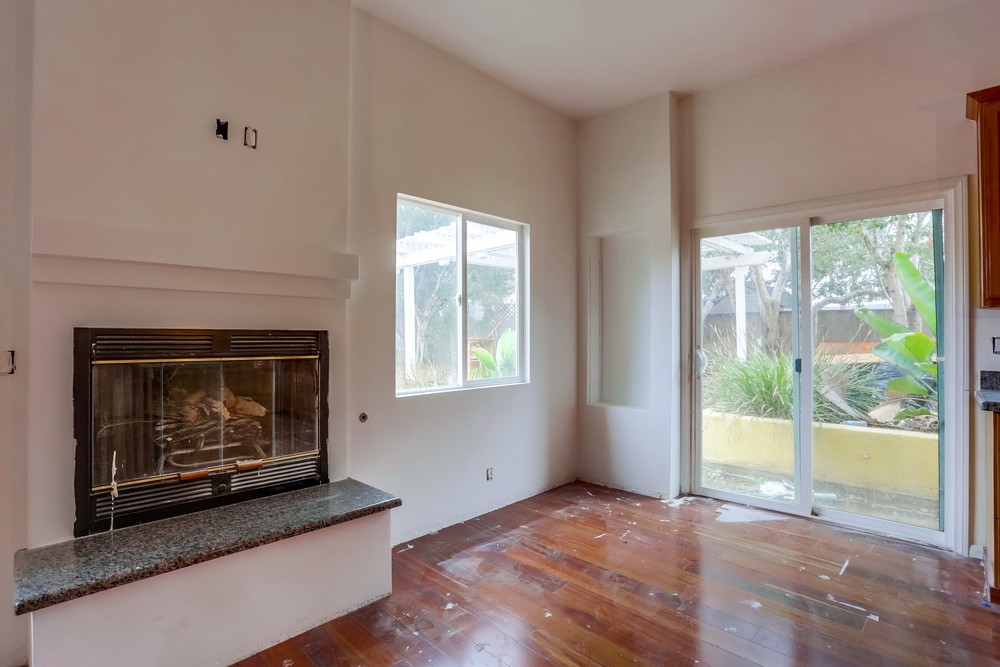 Virtual tour photo 11 of 40 for 4207 Feather Ave