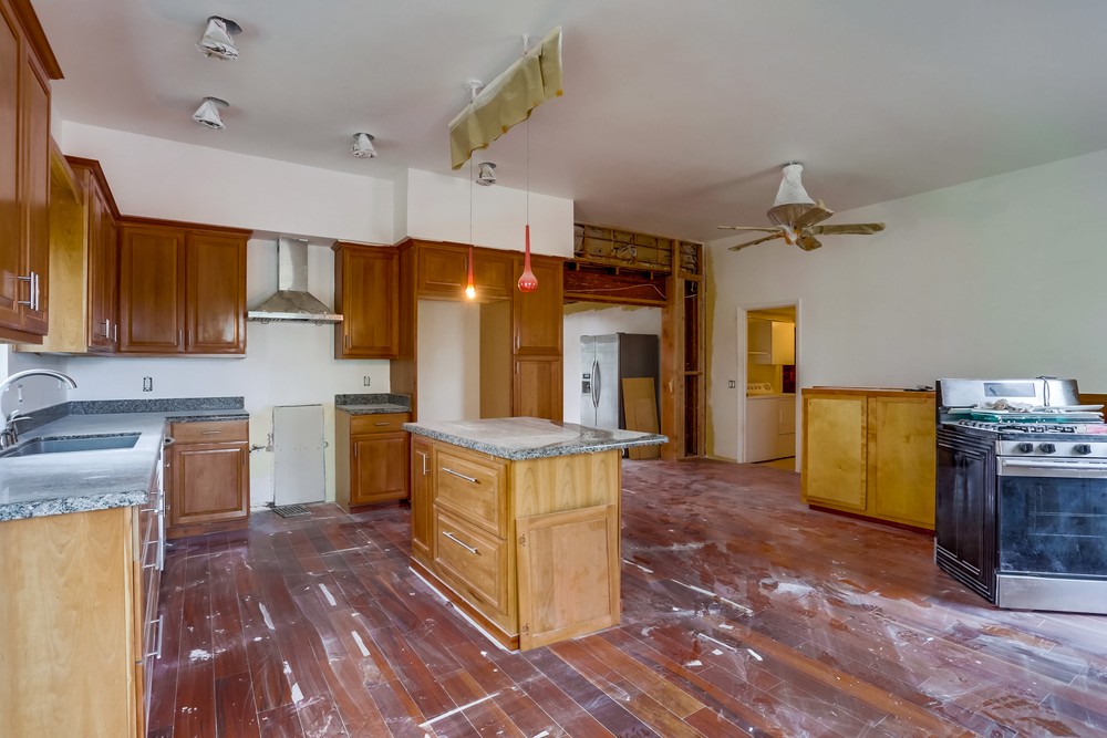Virtual tour photo 17 of 40 for 4207 Feather Ave