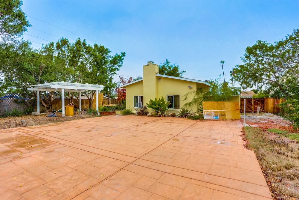Virtual tour photo 37 of 40 for 4207 Feather Ave