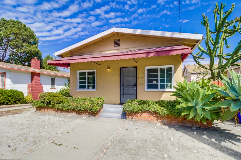 Virtual tour photo 3 of 35 for 4209 Florida St