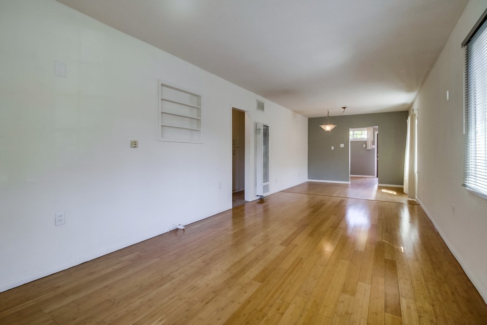 Virtual tour photo 7 of 35 for 4209 Florida St
