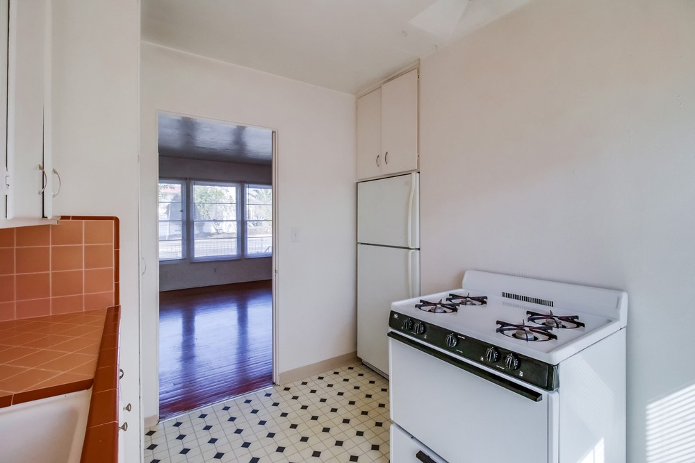 Virtual tour photo 15 of 18 for 4210 Haines St #5
