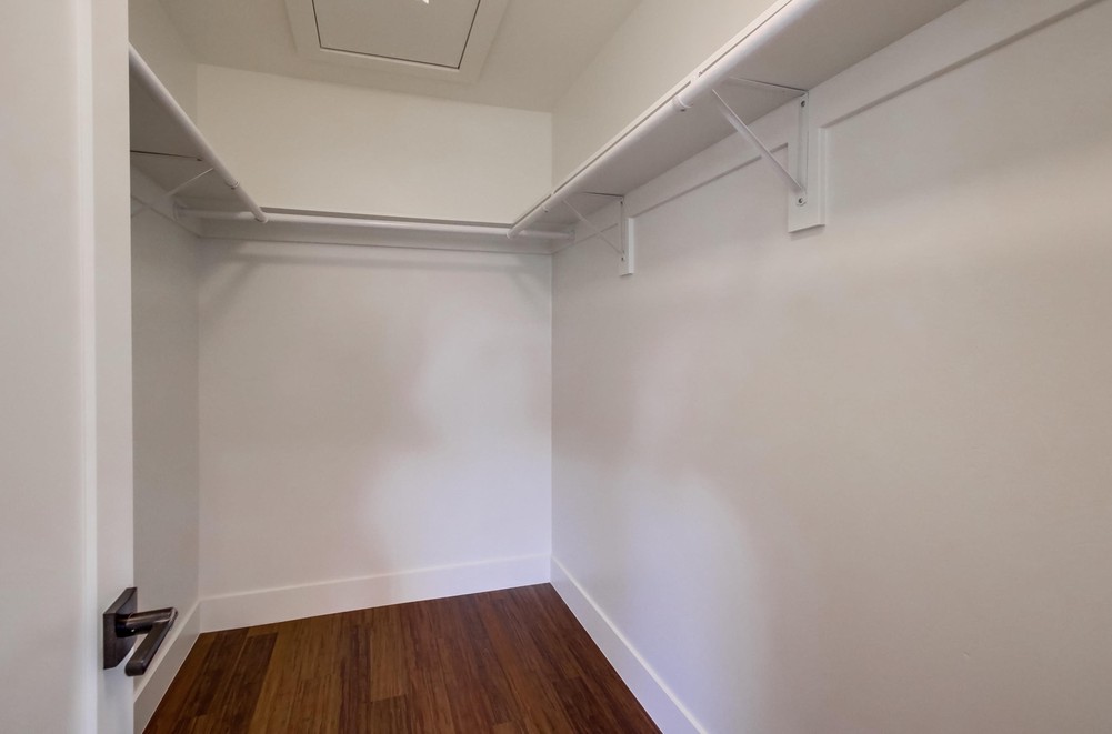 Virtual tour photo 29 of 45 for 4212 Bayard St