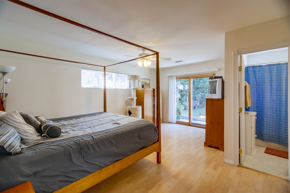 Virtual tour photo 25 of 51 for 4212 Feather Ave