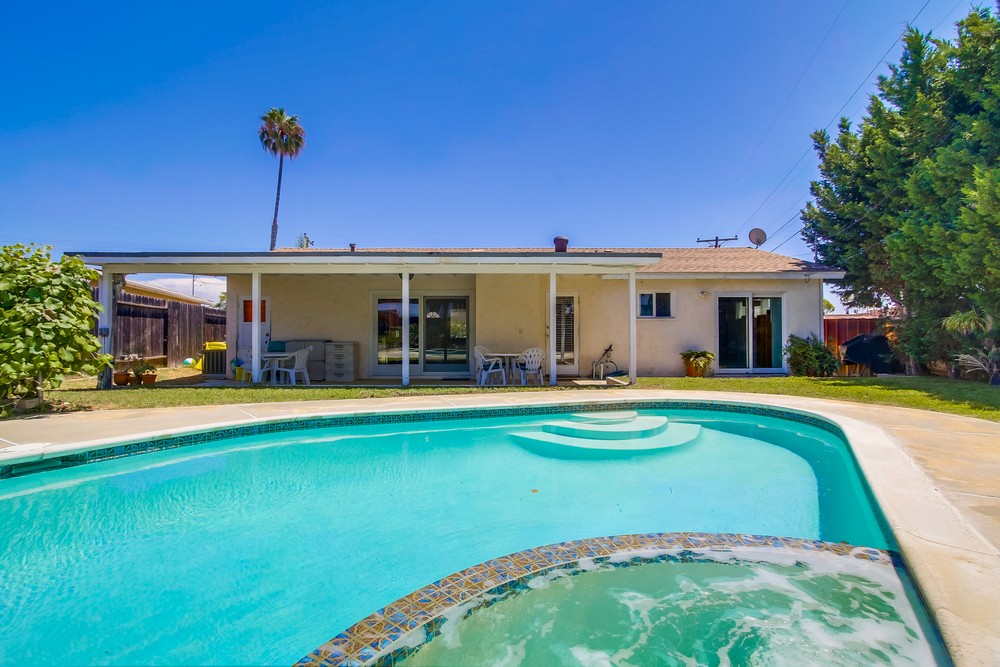 Virtual tour photo 49 of 51 for 4212 Feather Ave