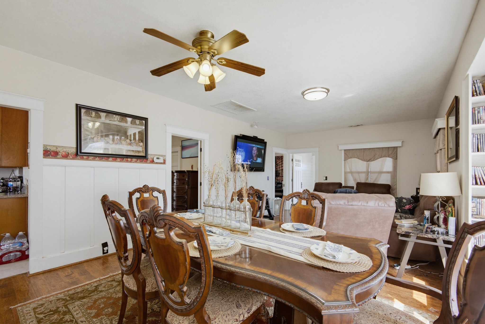 Virtual tour photo 15 of 40 for 42127 Whittier Ave