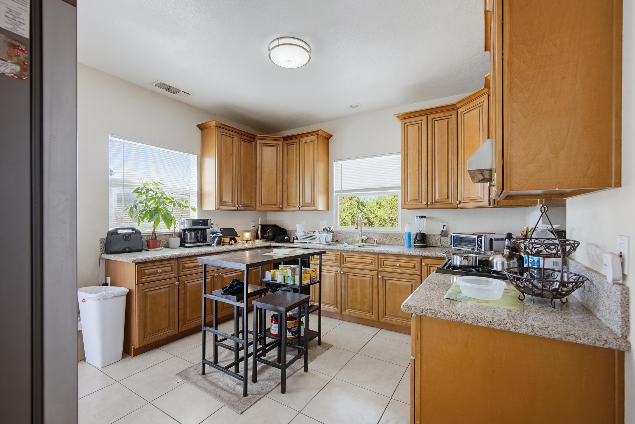 Virtual tour photo 16 of 40 for 42127 Whittier Ave
