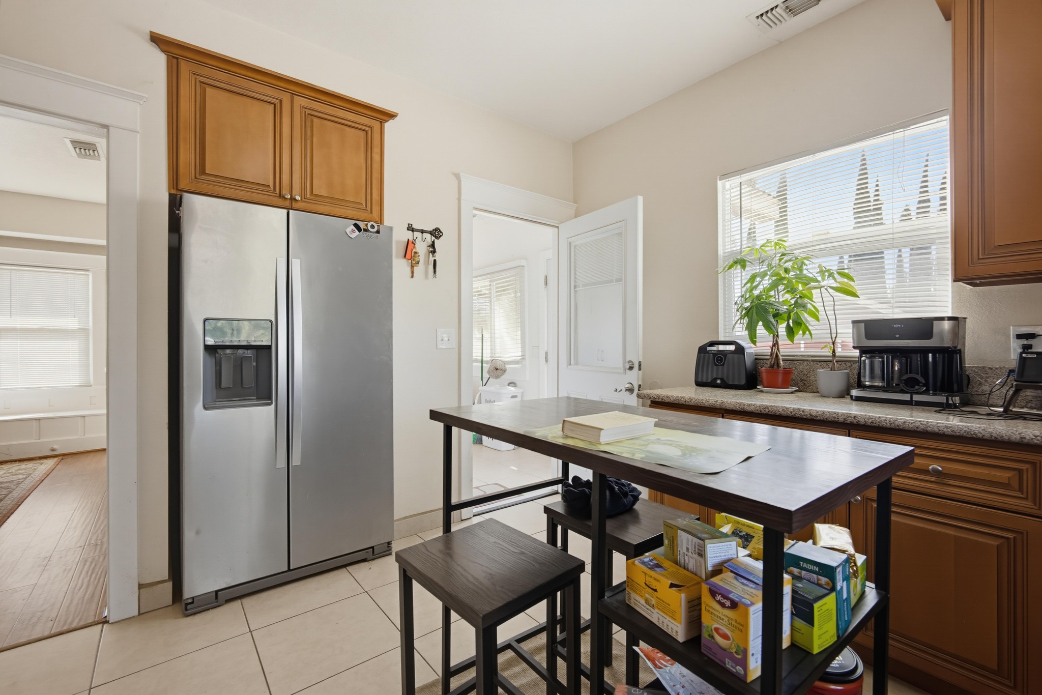 Virtual tour photo 19 of 40 for 42127 Whittier Ave