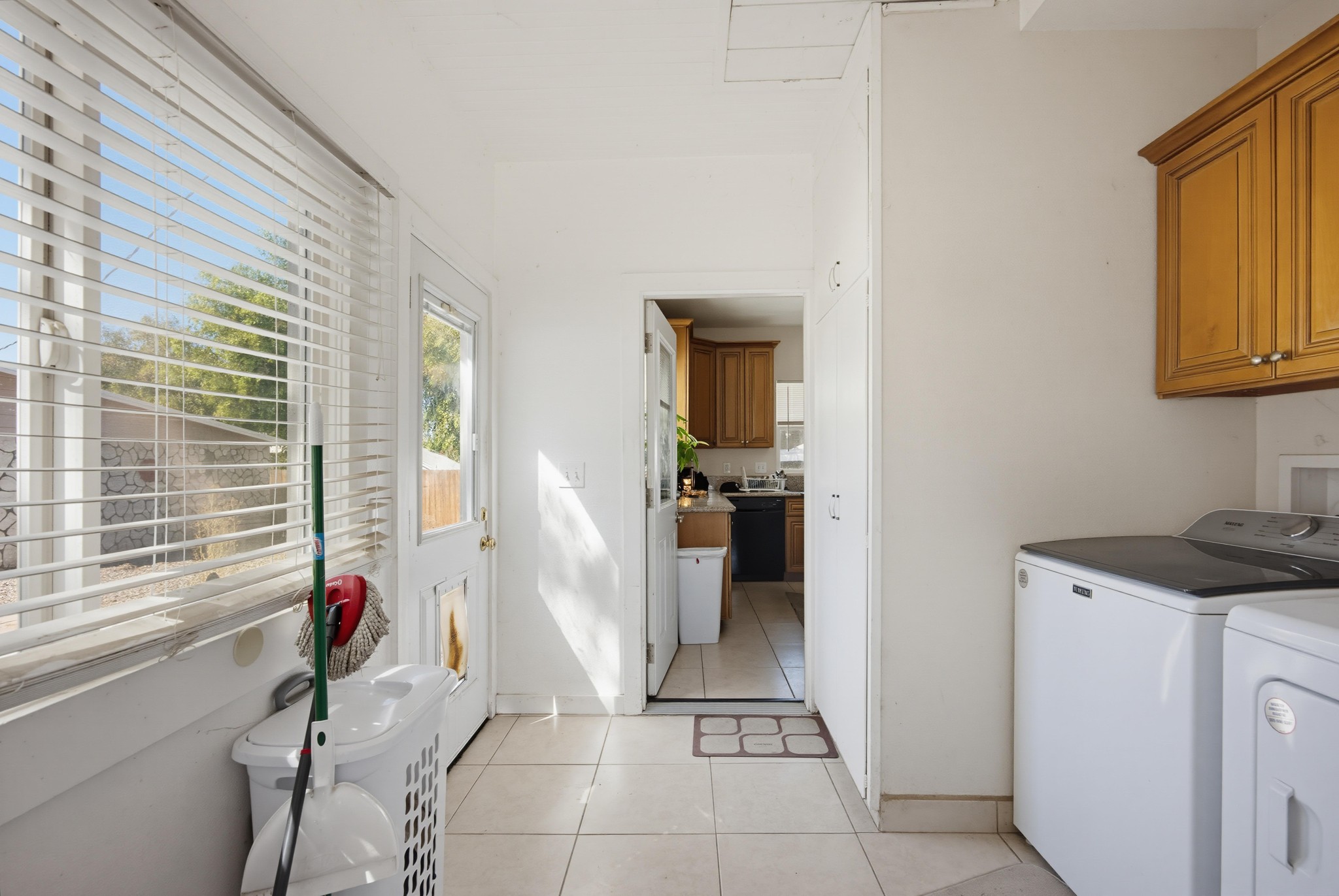 Virtual tour photo 22 of 40 for 42127 Whittier Ave