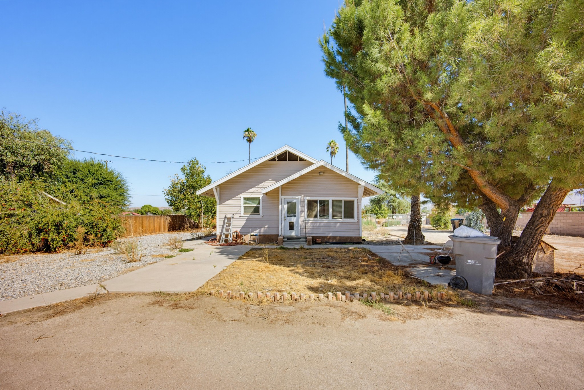Virtual tour photo 35 of 40 for 42127 Whittier Ave