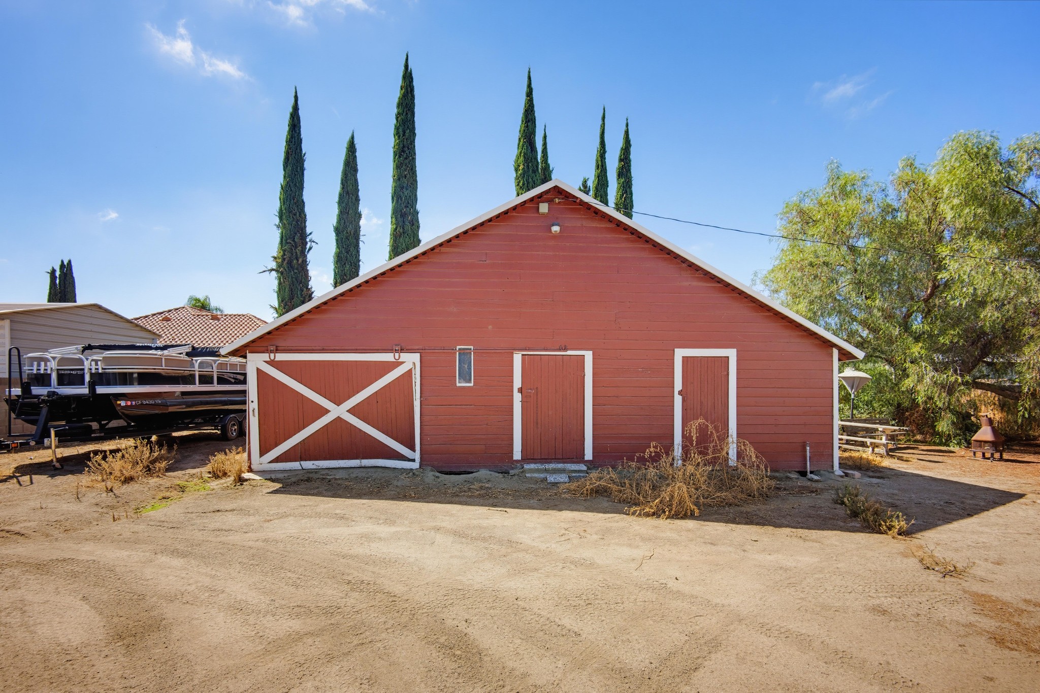 Virtual tour photo 36 of 40 for 42127 Whittier Ave