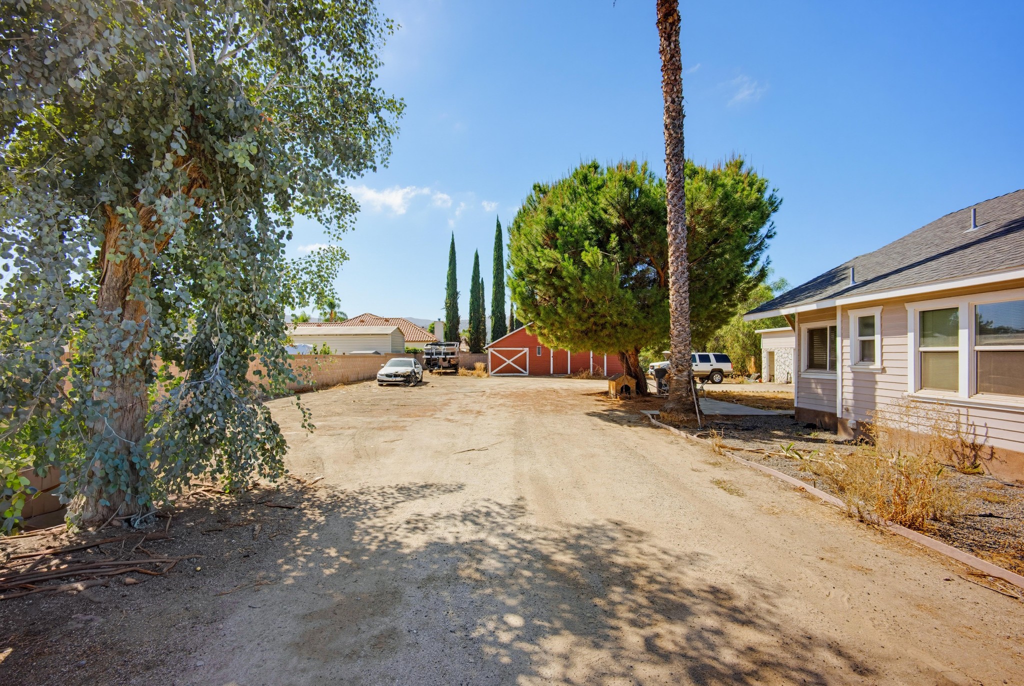 Virtual tour photo 39 of 40 for 42127 Whittier Ave