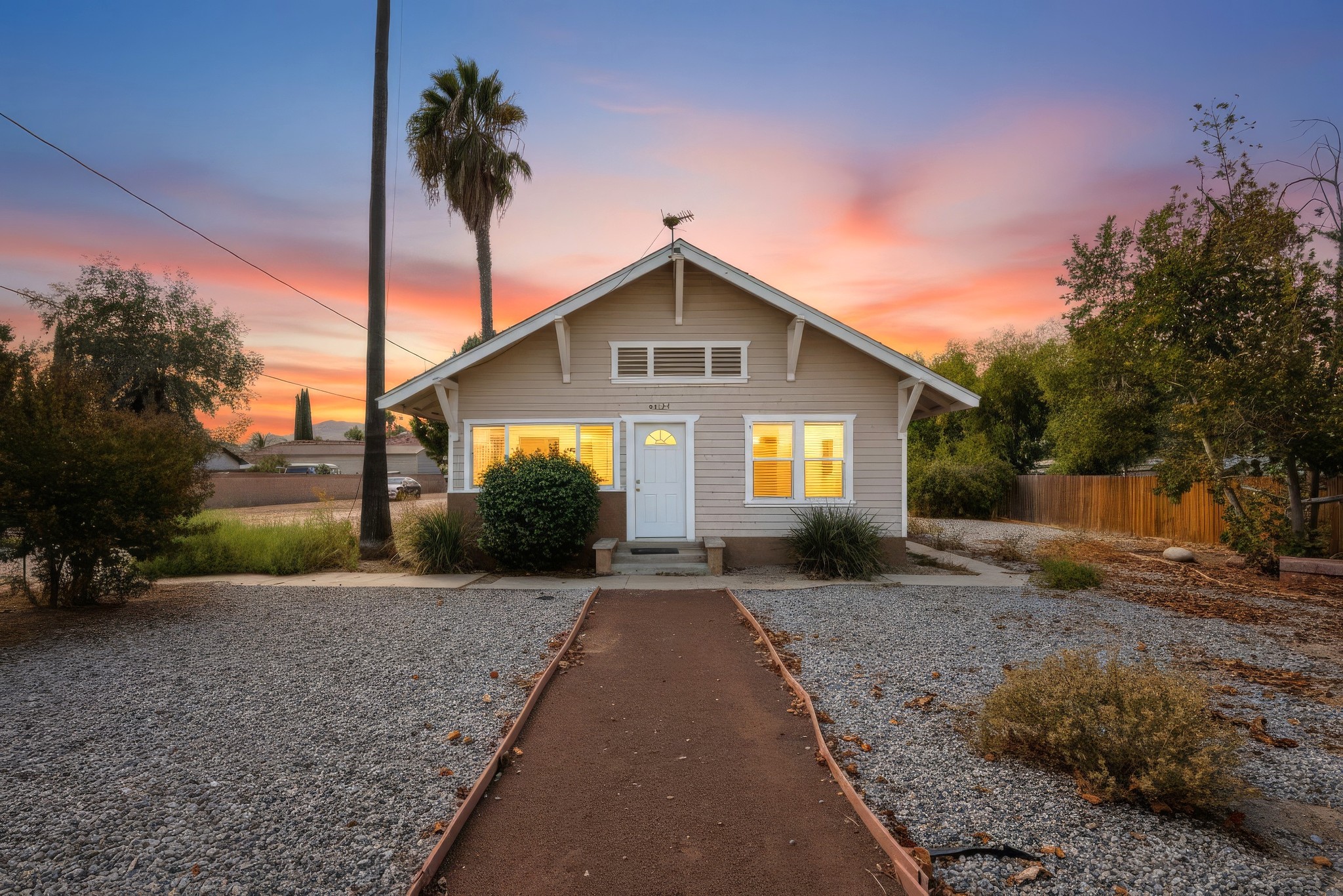 Virtual tour photo 40 of 40 for 42127 Whittier Ave