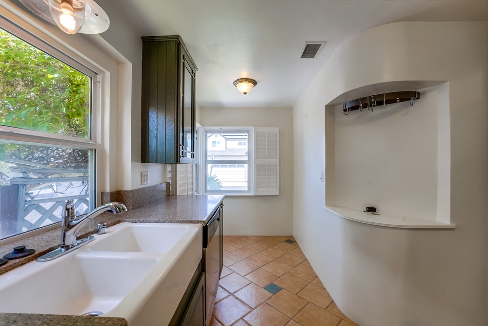 Virtual tour photo 22 of 39 for 4215 Albatross Dr