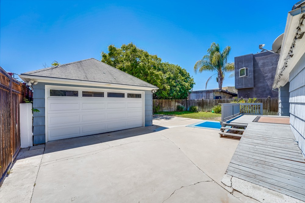 Virtual tour photo 36 of 39 for 4215 Albatross Dr