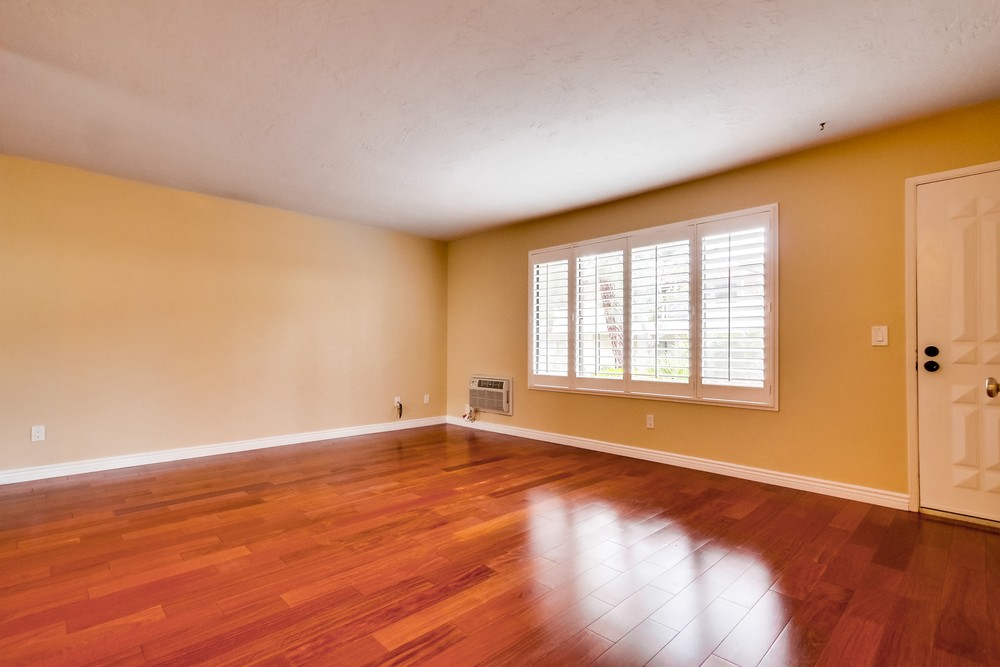 Virtual tour photo 10 of 49 for 4215 Asher St #6