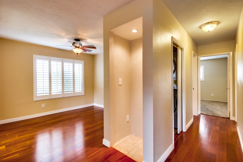 Virtual tour photo 11 of 49 for 4215 Asher St #6
