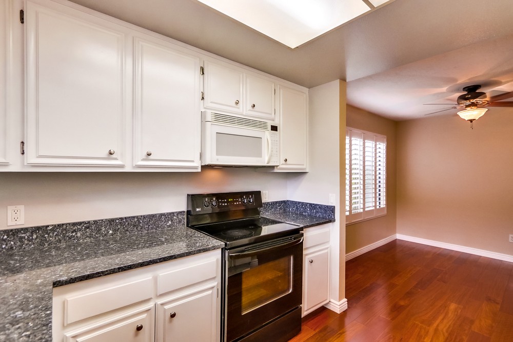 Virtual tour photo 19 of 49 for 4215 Asher St #6
