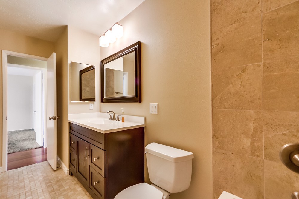 Virtual tour photo 25 of 49 for 4215 Asher St #6