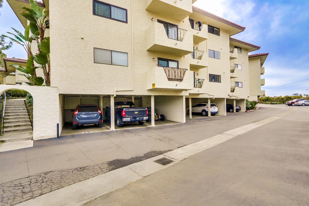Virtual tour photo 47 of 49 for 4215 Asher St #6