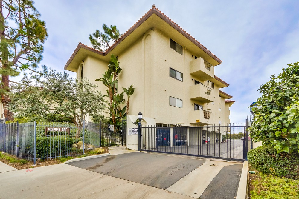 Virtual tour photo 48 of 49 for 4215 Asher St #6