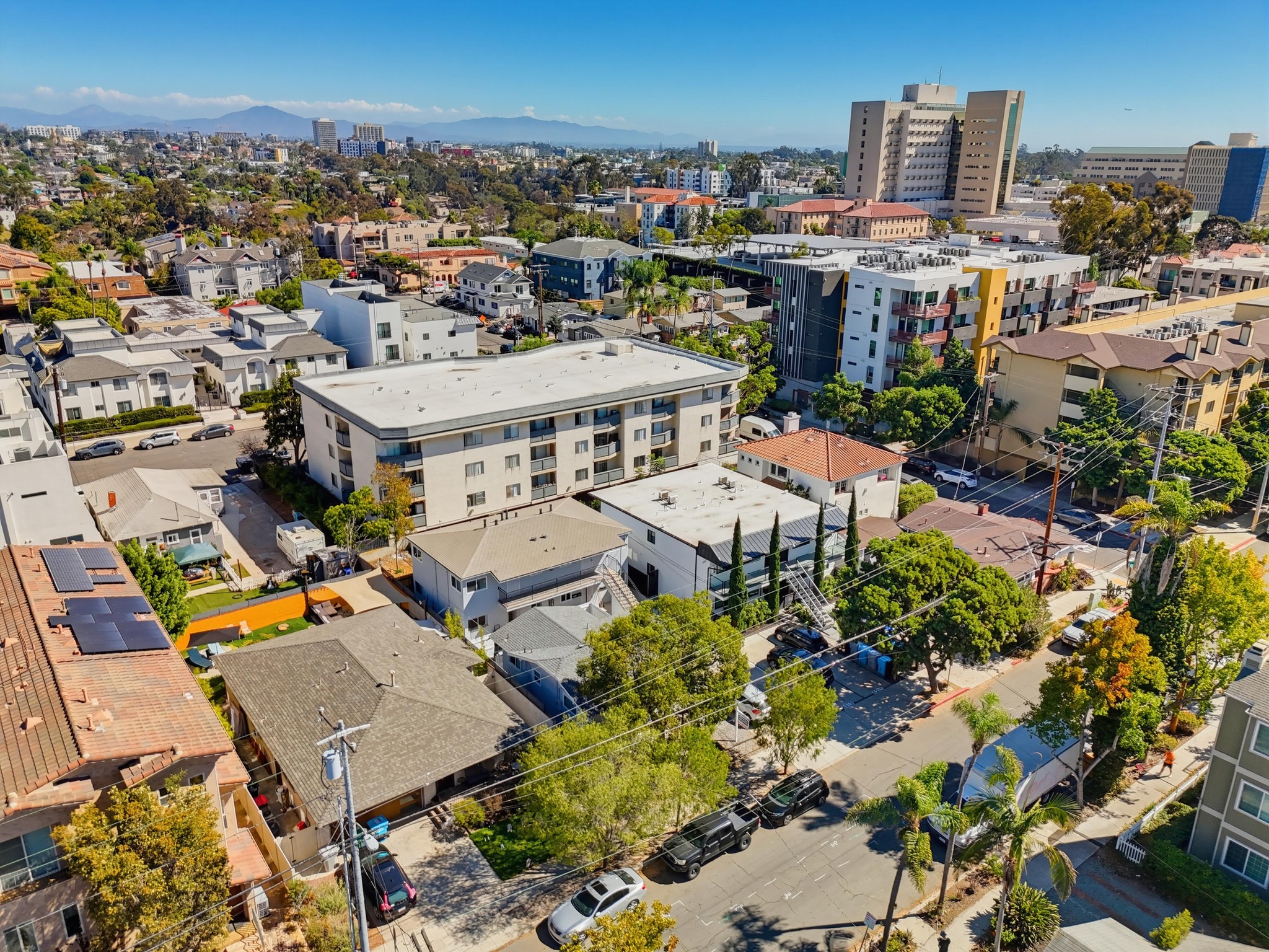 Virtual tour photo 9 of 20 for 4217-21 Third Ave