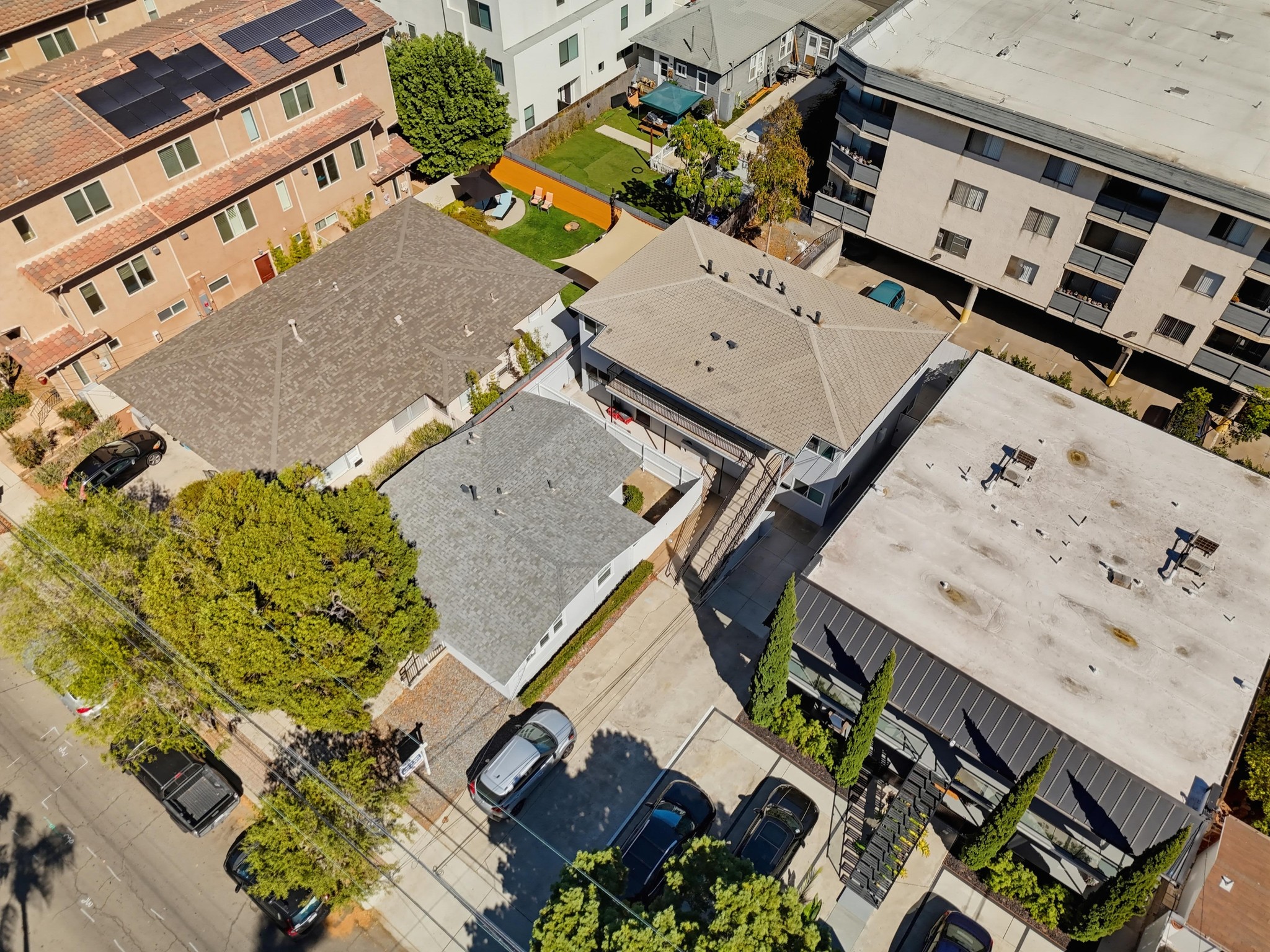 Virtual tour photo 12 of 20 for 4217-21 Third Ave