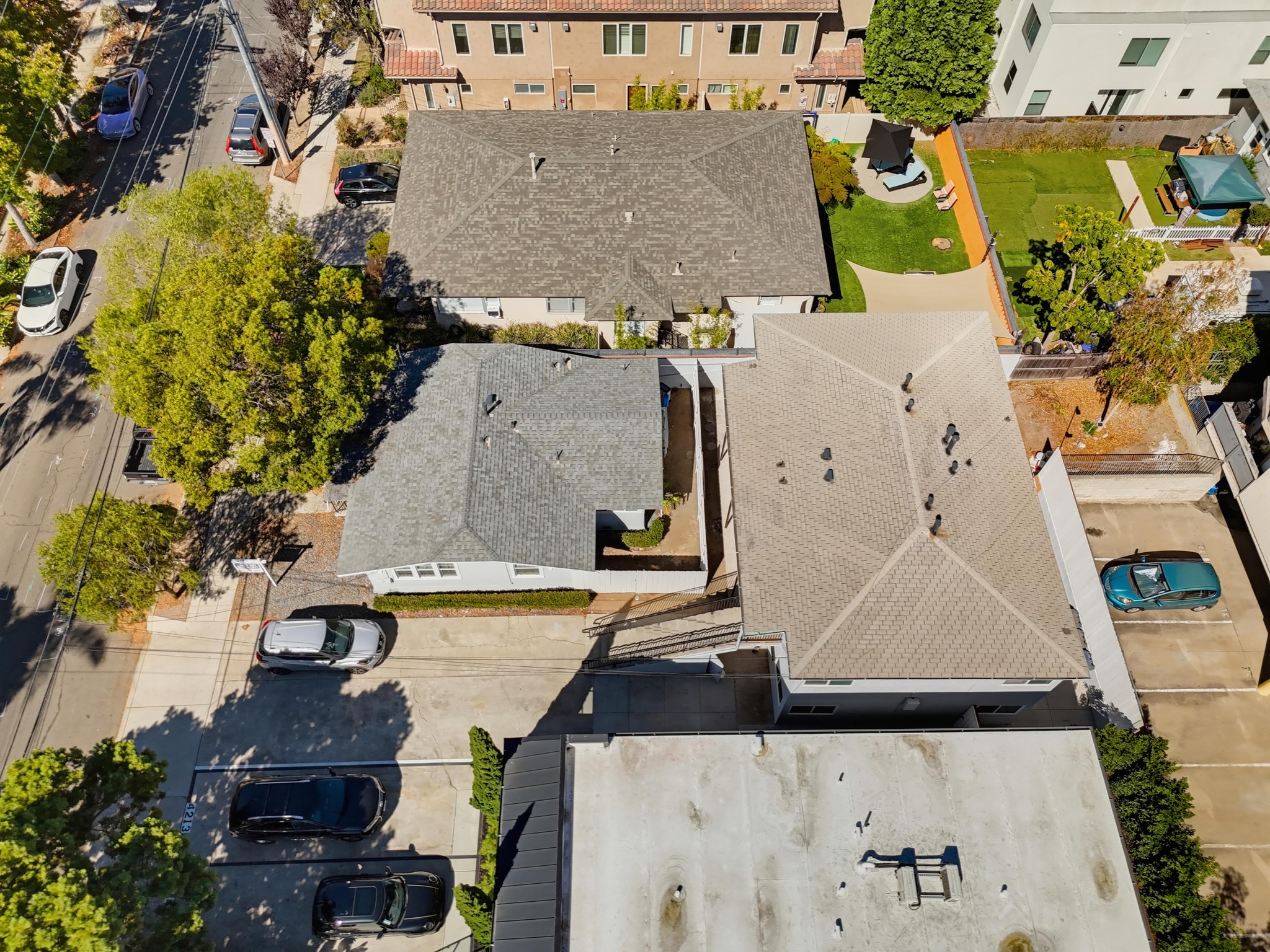 Virtual tour photo 13 of 20 for 4217-21 Third Ave