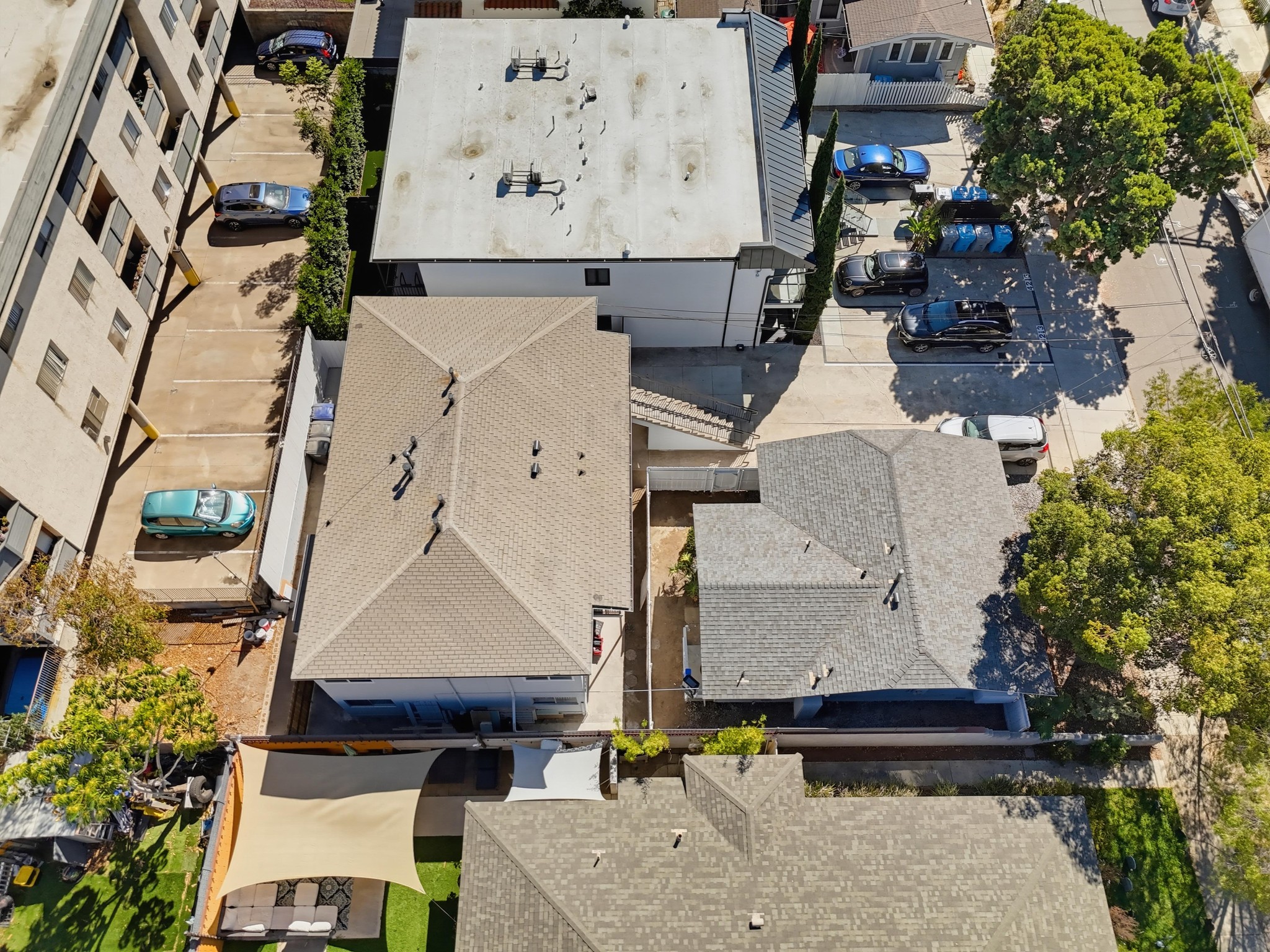 Virtual tour photo 17 of 20 for 4217-21 Third Ave