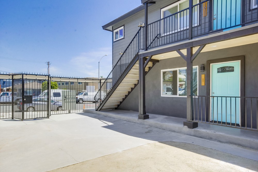 Virtual tour photo 5 of 30 for 4218 49th St