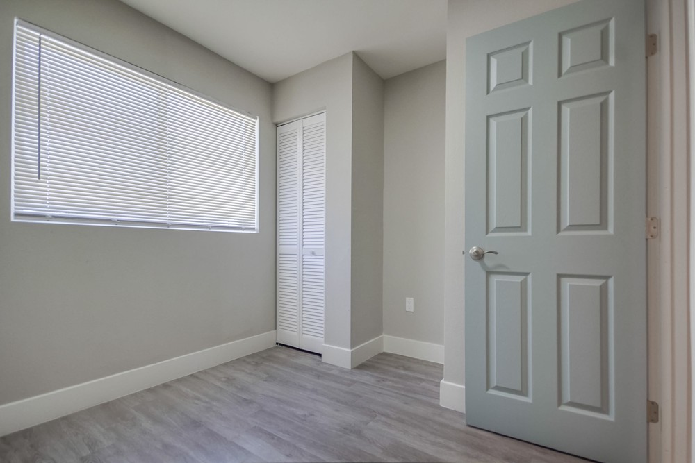 Virtual tour photo 20 of 30 for 4218 49th St