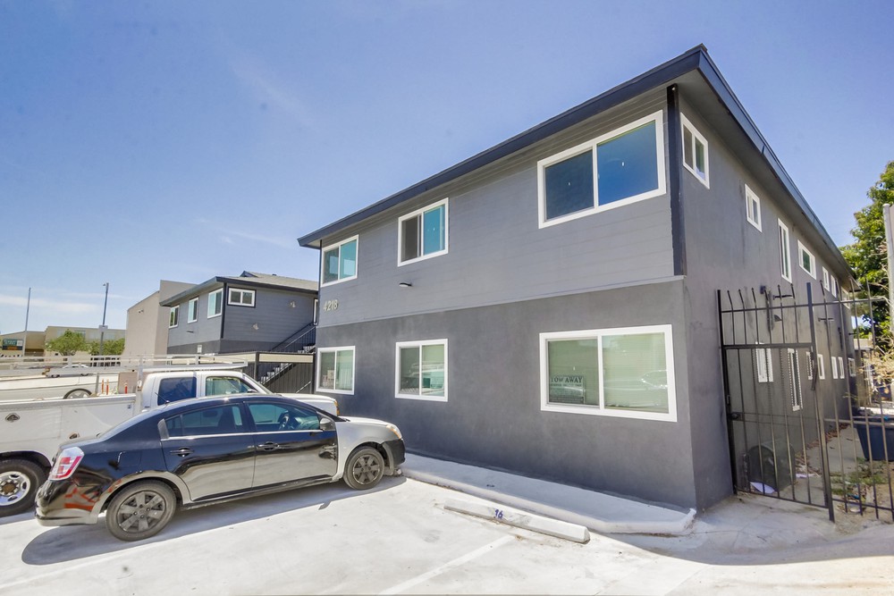 Virtual tour photo 29 of 30 for 4218 49th St