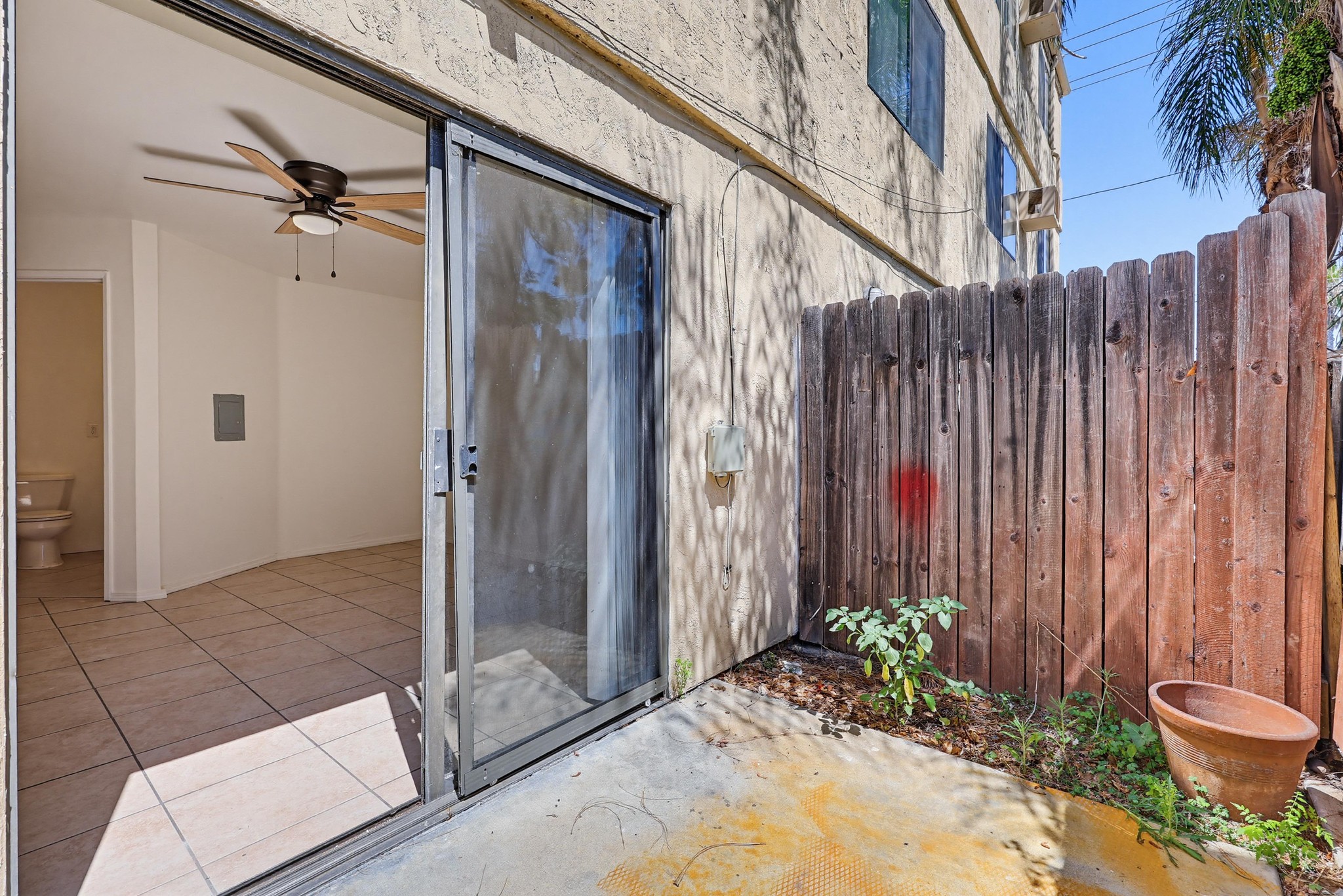 Virtual tour photo 29 of 35 for 4219 Illinois St #1