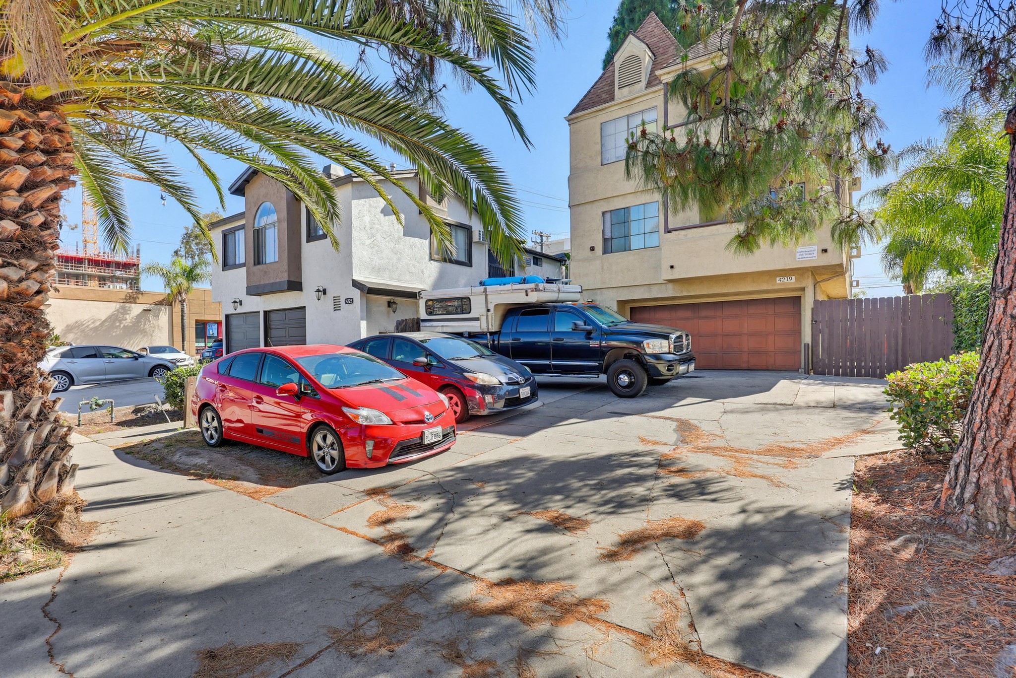 Virtual tour photo 32 of 35 for 4219 Illinois St #1