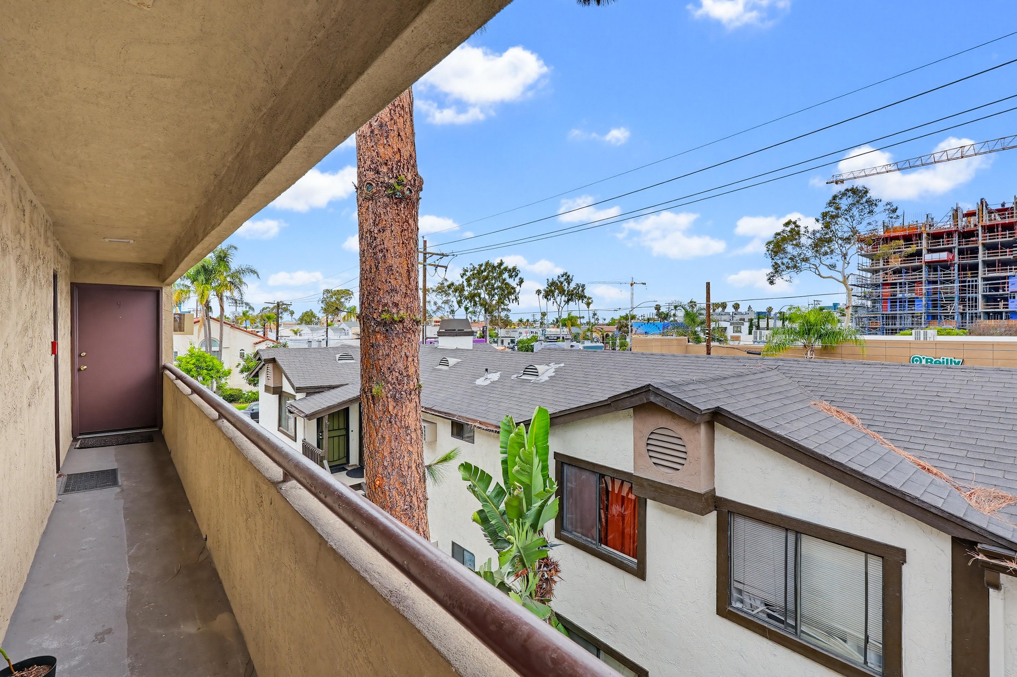 Virtual tour photo 9 of 35 for 4219 Illinois St #7