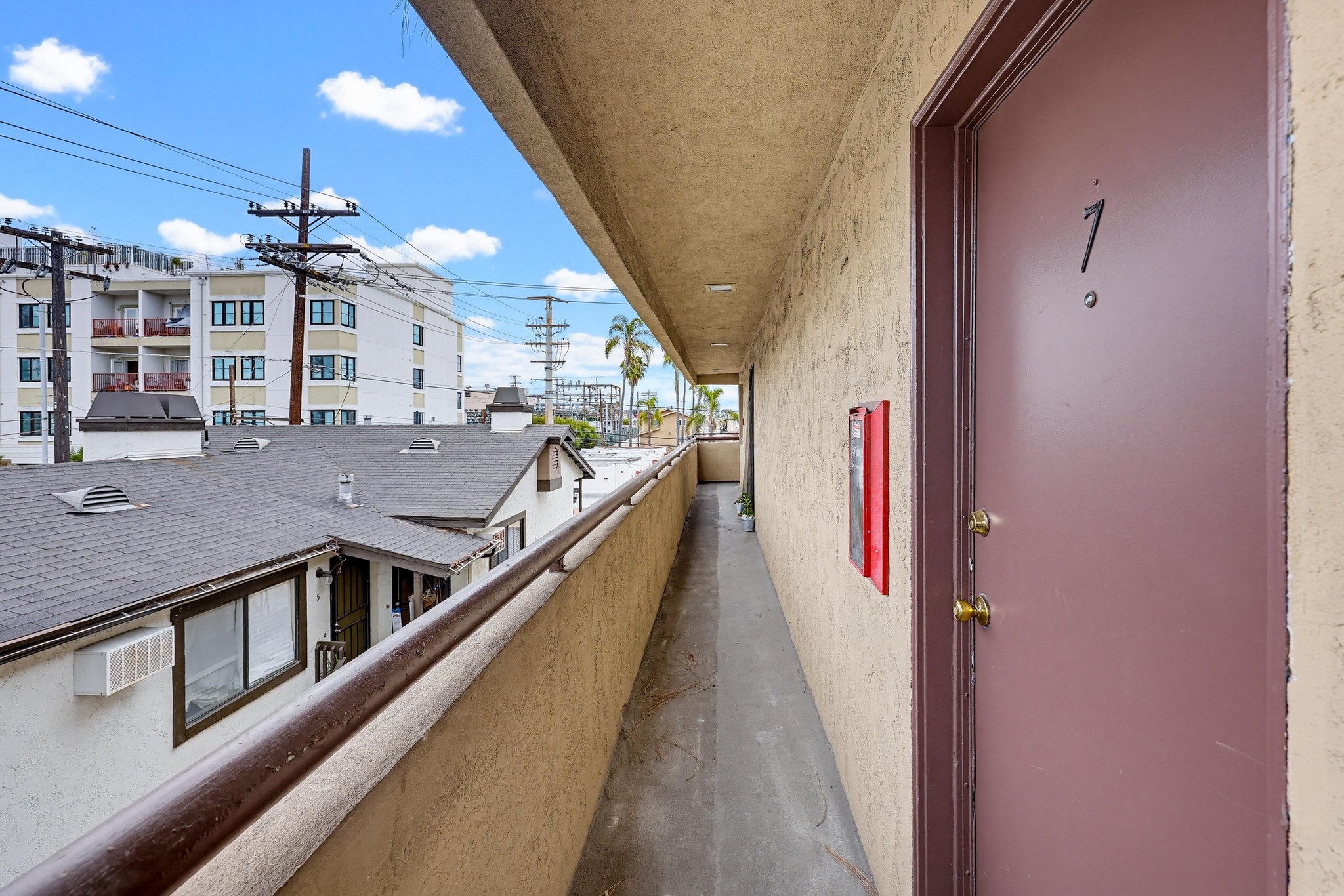 Virtual tour photo 11 of 35 for 4219 Illinois St #7