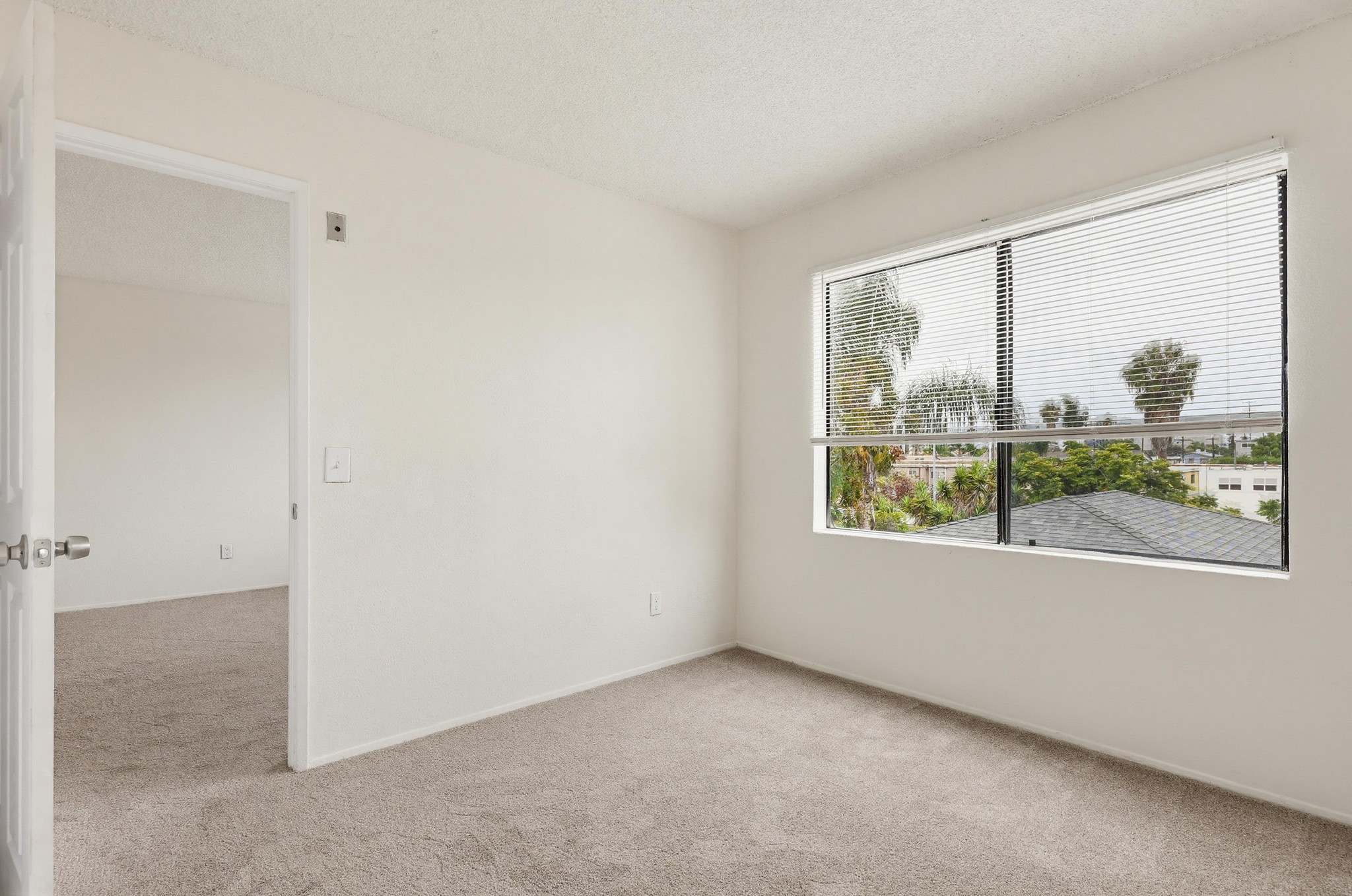 Virtual tour photo 24 of 35 for 4219 Illinois St #7