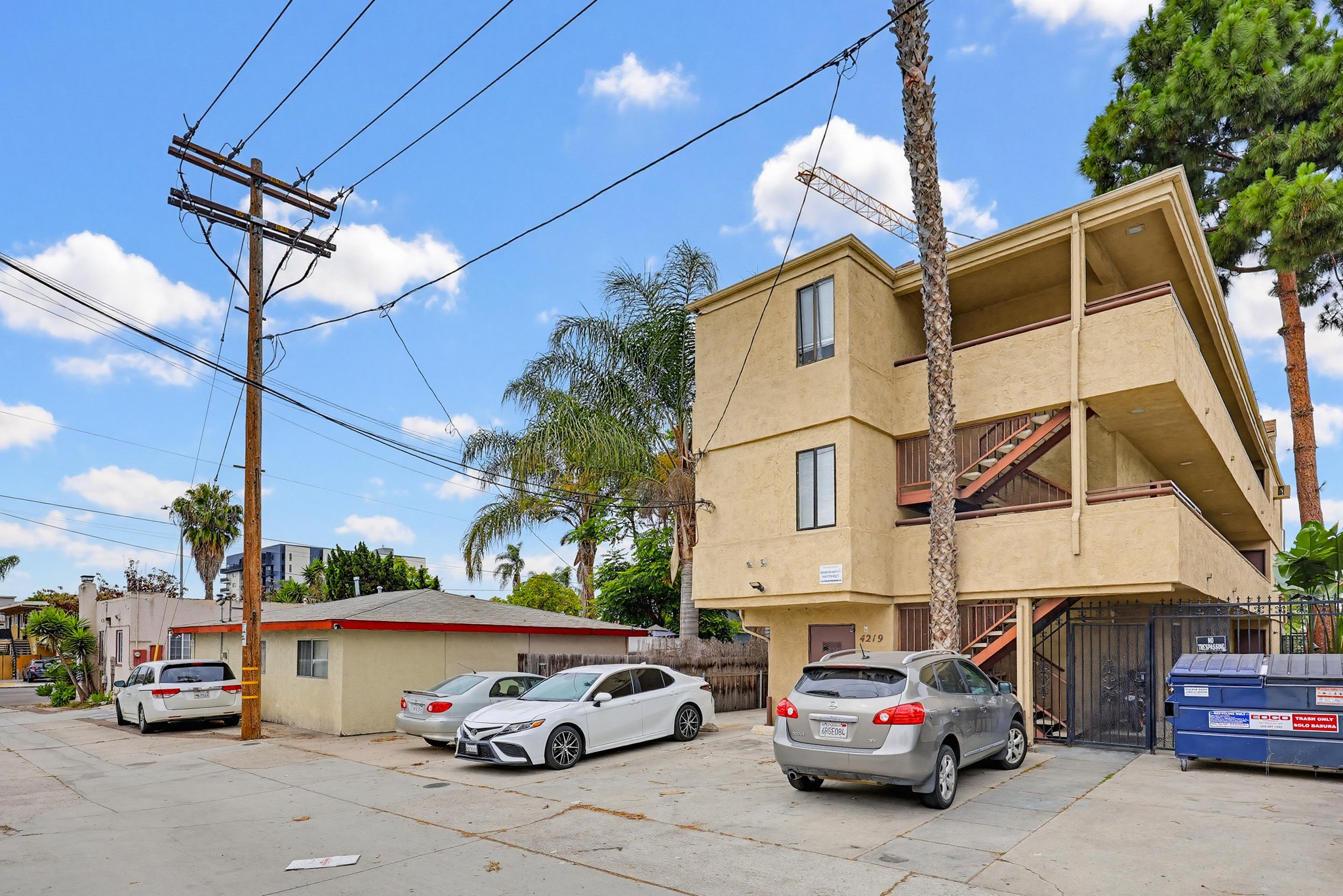 Virtual tour photo 34 of 35 for 4219 Illinois St #7