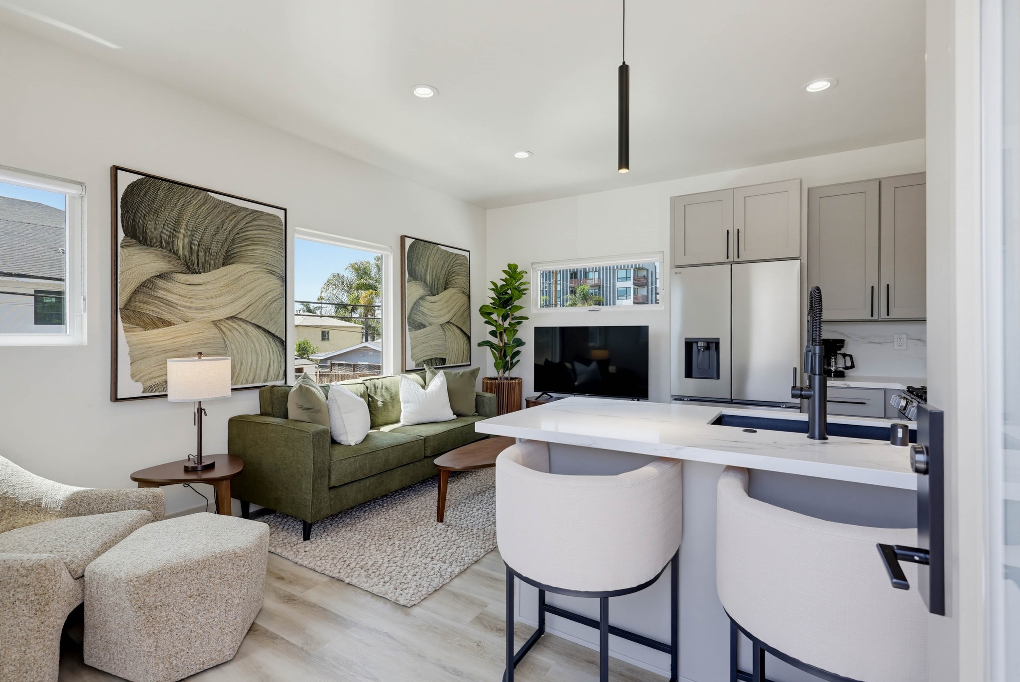 Virtual tour photo 10 of 36 for 422 Arbor Dr