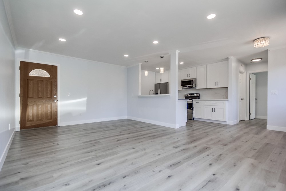 Virtual tour photo 12 of 36 for 4220 41st St