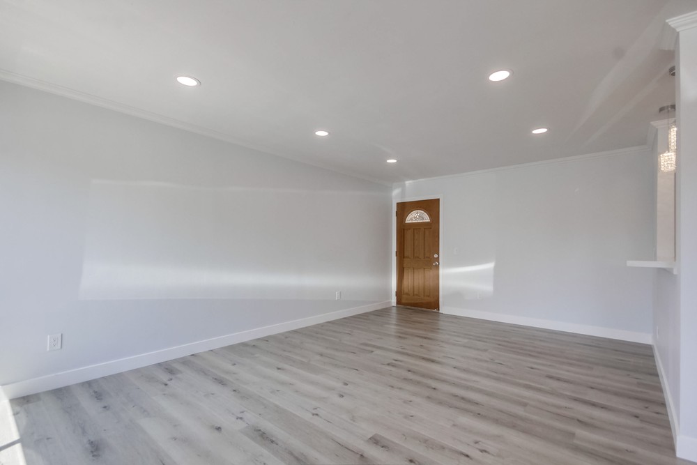 Virtual tour photo 13 of 36 for 4220 41st St
