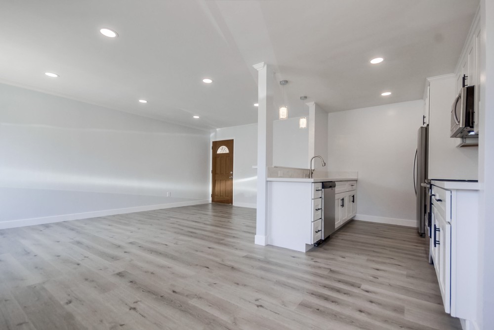 Virtual tour photo 14 of 36 for 4220 41st St