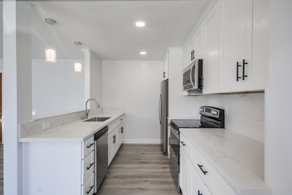 Virtual tour photo 16 of 36 for 4220 41st St