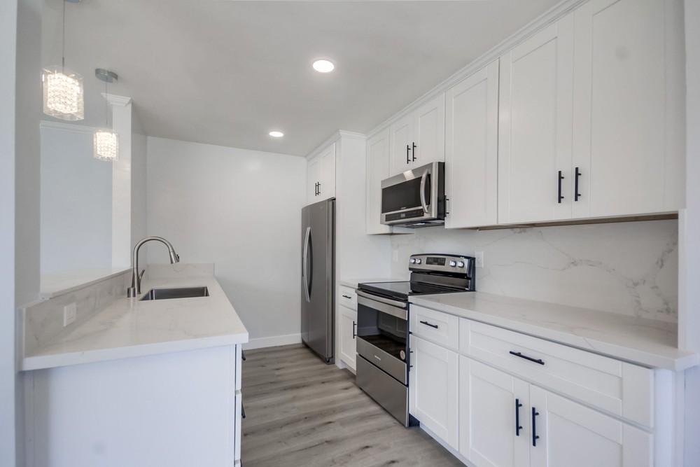 Virtual tour photo 18 of 36 for 4220 41st St