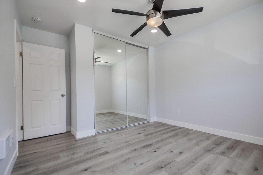 Virtual tour photo 29 of 36 for 4220 41st St