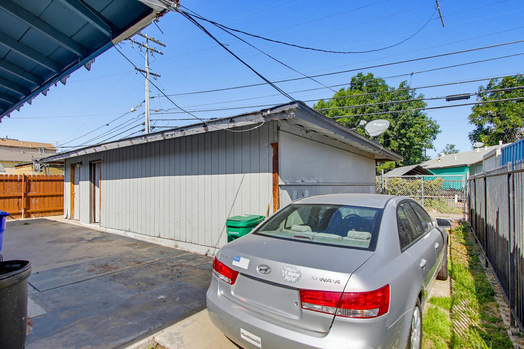 Virtual tour photo 26 of 56 for 4220 Poplar St